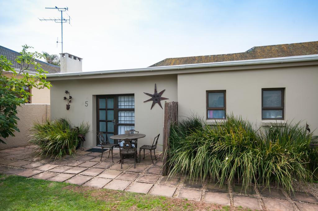 Avocet Guest House Port Elizabeth Esterno foto